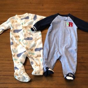 Carter’s Infant Fleece Pajamas- size 3 months